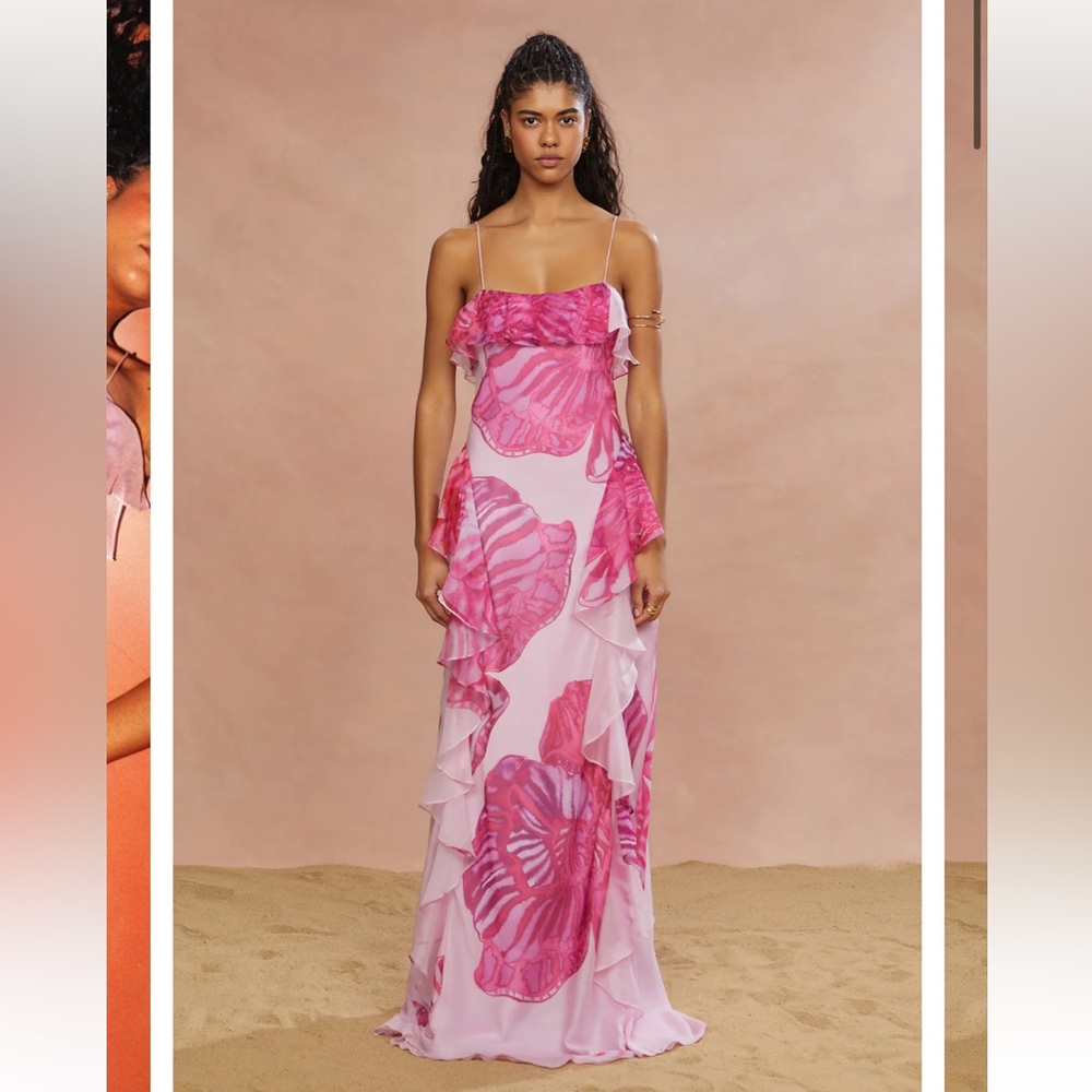 Amur Celsey Flower gown NWT